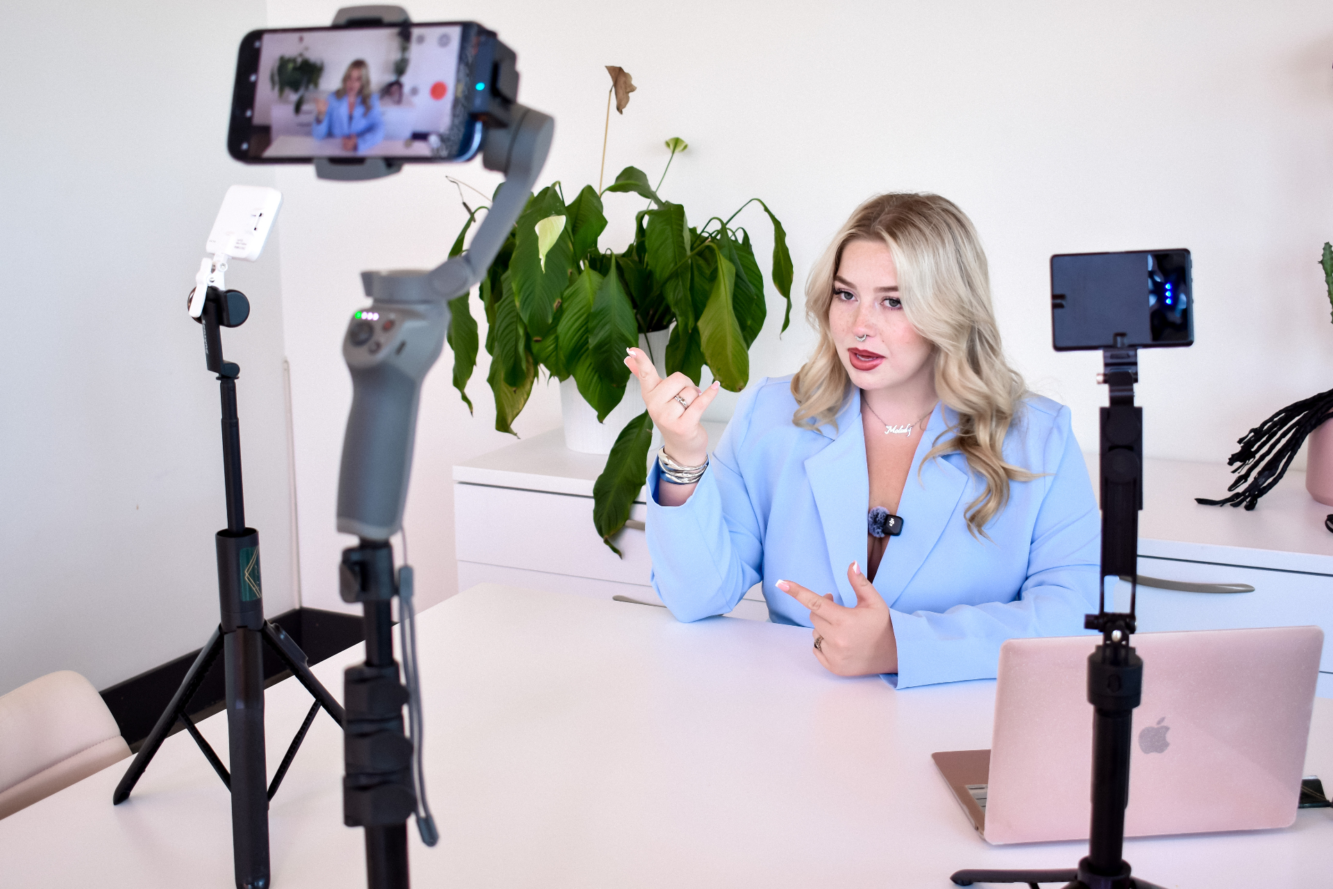Melody Berg recording a live training